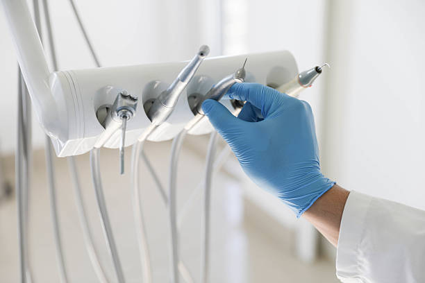 Professional Tooth Extraction technician working in Highland, KS